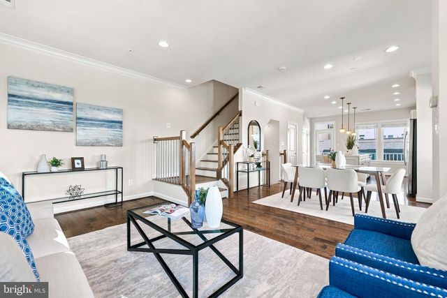 1120 S LINCOLN ST, Arlington, VA 22204