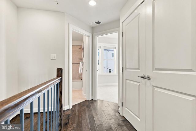 1120 S LINCOLN ST, Arlington, VA 22204