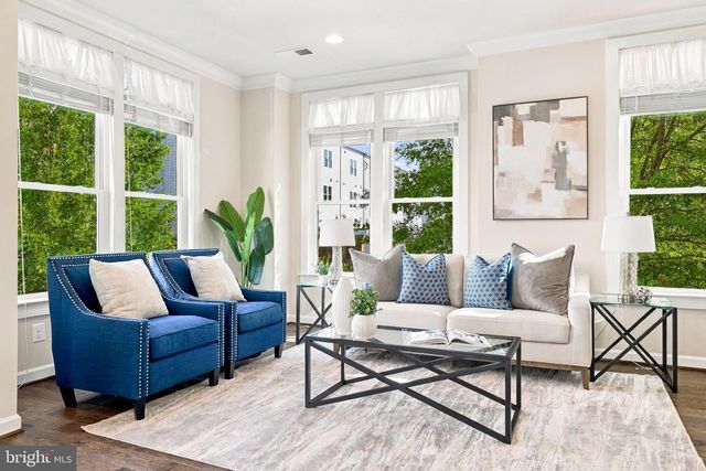 1120 S LINCOLN ST, Arlington, VA 22204