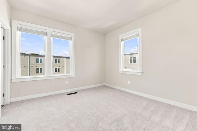 1120 S LINCOLN ST, Arlington, VA 22204