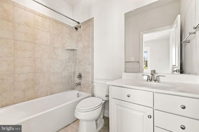 1120 S LINCOLN ST, Arlington, VA 22204