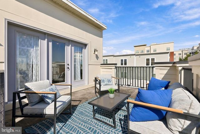 1120 S LINCOLN ST, Arlington, VA 22204