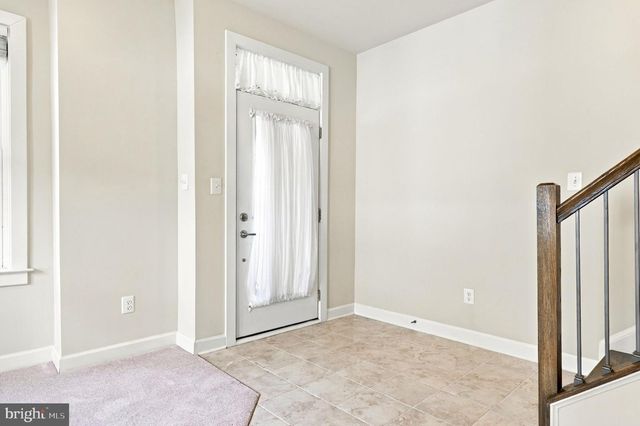 1120 S LINCOLN ST, Arlington, VA 22204