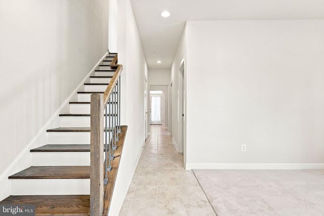 1120 S LINCOLN ST, Arlington, VA 22204