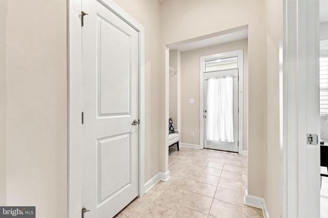 1120 S LINCOLN ST, Arlington, VA 22204