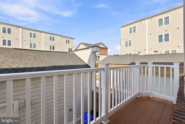1120 S LINCOLN ST, Arlington, VA 22204