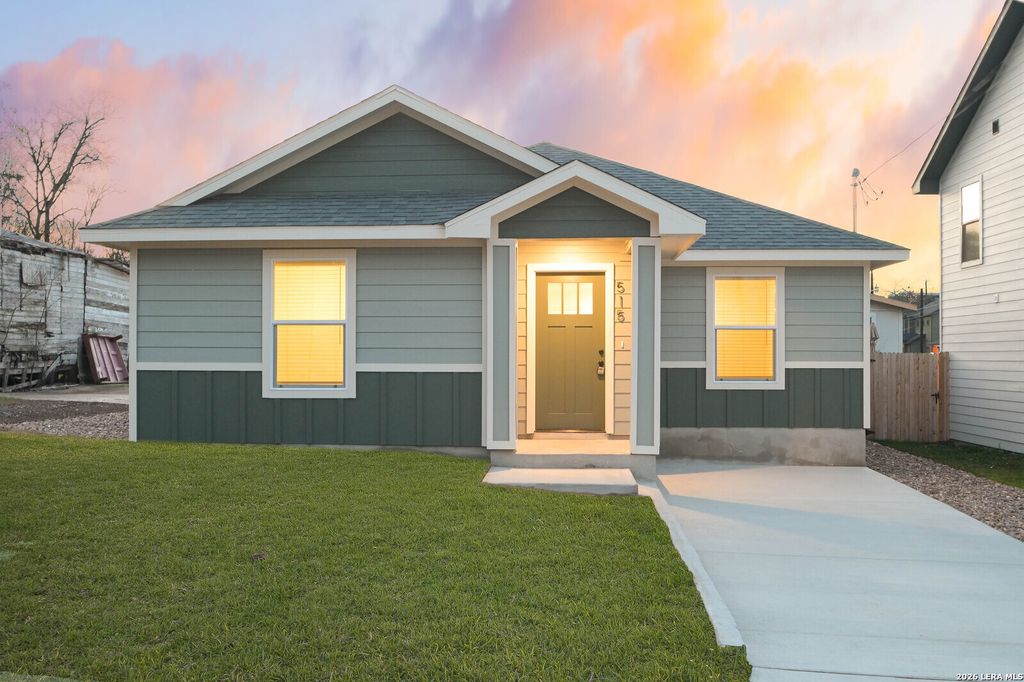 1514 BURNET ST, San Antonio, TX 78202