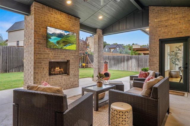 2917 Tandem Bike Trail, Edmond, OK 73034