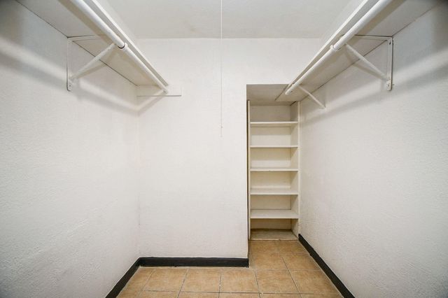 7906 Prestwood Drive 11-20, Houston, TX 77036