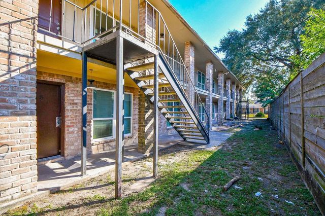 7906 Prestwood Drive 11-20, Houston, TX 77036