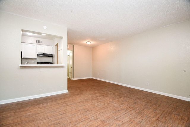 7906 Prestwood Drive 11-20, Houston, TX 77036