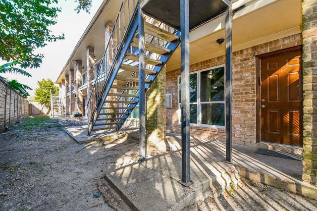 7906 Prestwood Drive 11-20, Houston, TX 77036