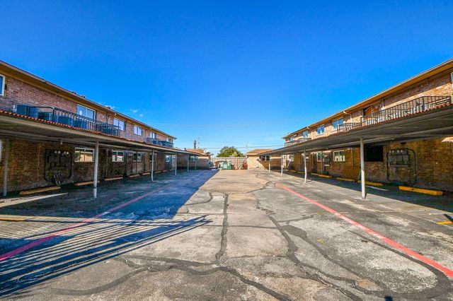 7906 Prestwood Drive 11-20, Houston, TX 77036