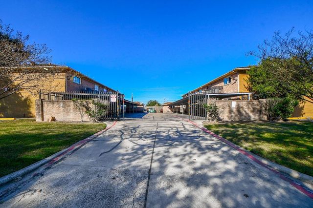 7906 Prestwood Drive 11-20, Houston, TX 77036