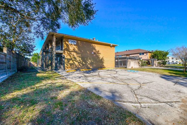 7906 Prestwood Drive 11-20, Houston, TX 77036