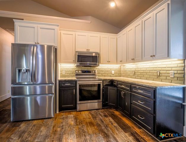 550 Timber Ridge Road, Marble Falls, TX 78654