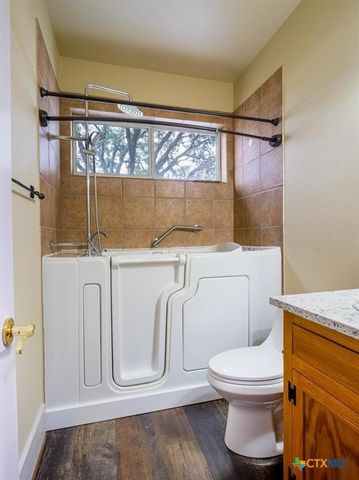 550 Timber Ridge Road, Marble Falls, TX 78654