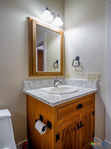 550 Timber Ridge Road, Marble Falls, TX 78654