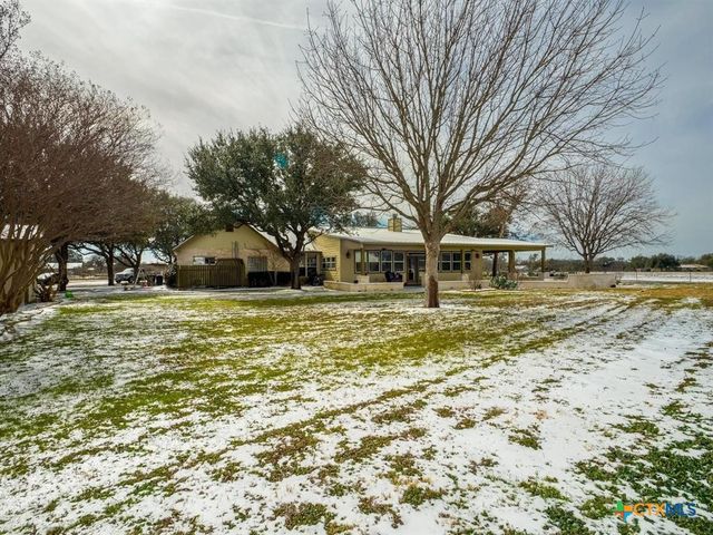 550 Timber Ridge Road, Marble Falls, TX 78654