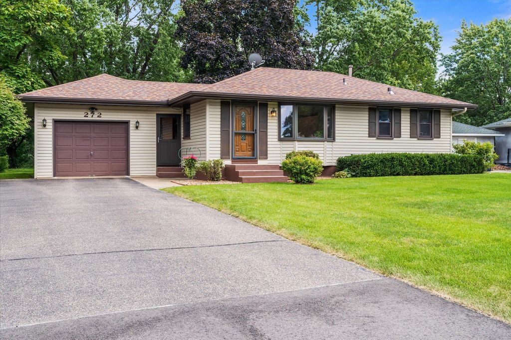 272 Territorial Road NE, Blaine, MN 55434