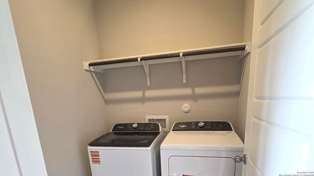 810 Shatterhand Blvd., San Antonio, TX 78260