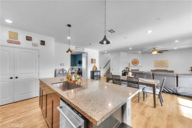 1016 Hazel Ct, Calimesa, CA 92320