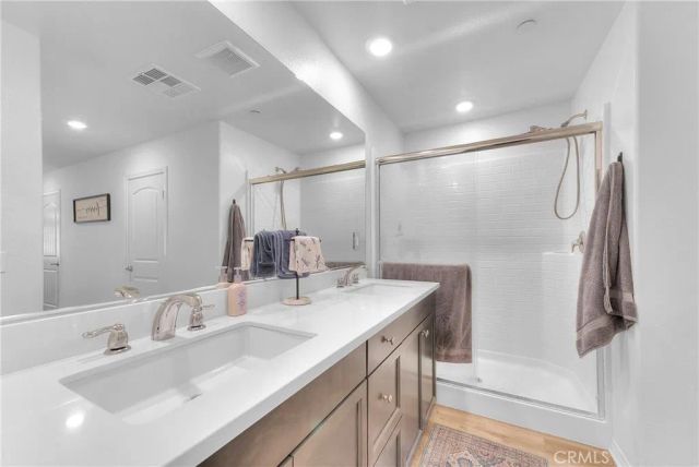 1016 Hazel Ct, Calimesa, CA 92320