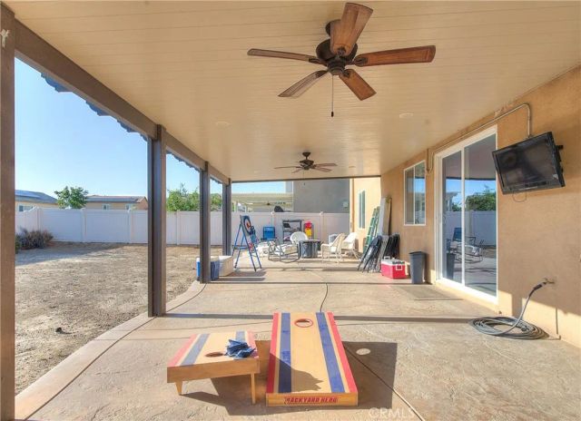1016 Hazel Ct, Calimesa, CA 92320