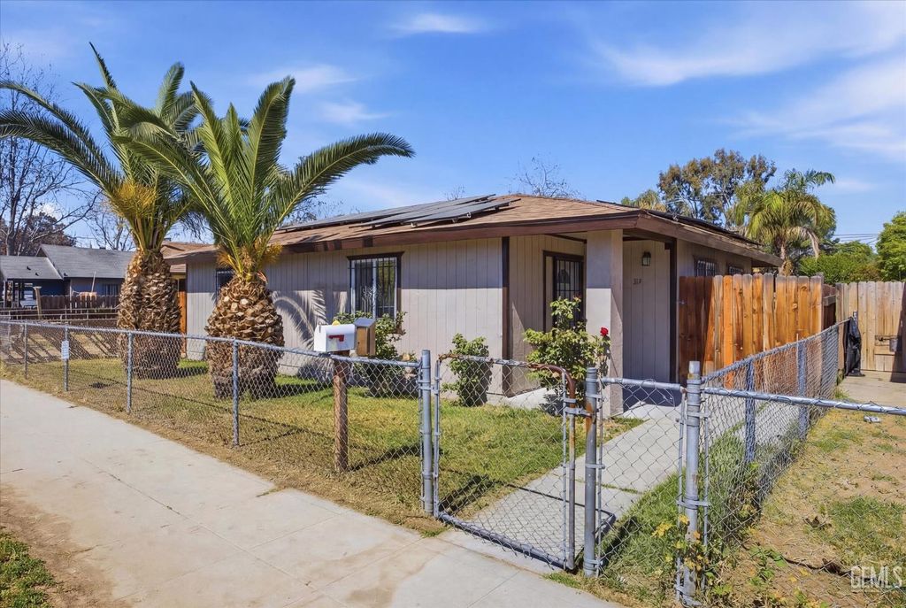 314 Monterey Street, Bakersfield, CA 93305