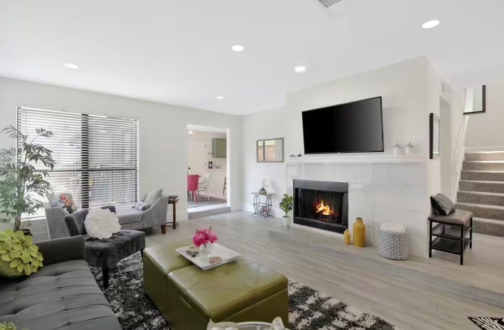 2902 Hunters Point Lane, Carrollton, TX 75007