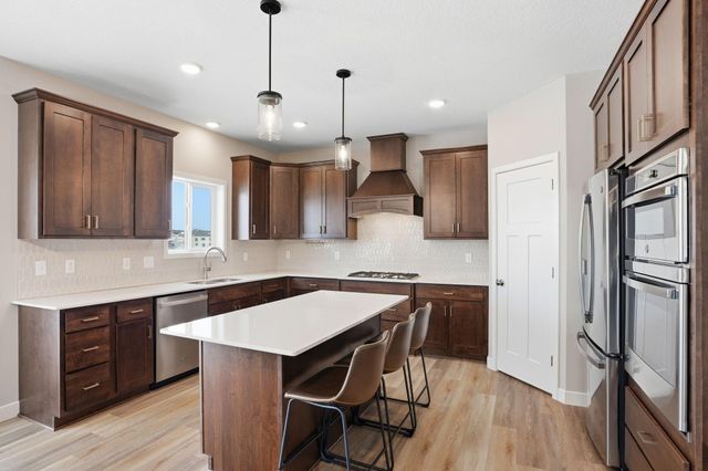 11624 5th Street NE, Hanover, MN 55341