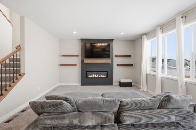 11624 5th Street NE, Hanover, MN 55341