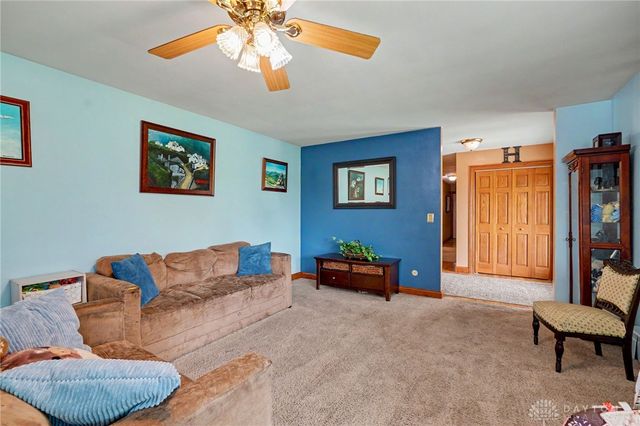 2105 Cheviot Hills Drive, Springfield, OH 45505