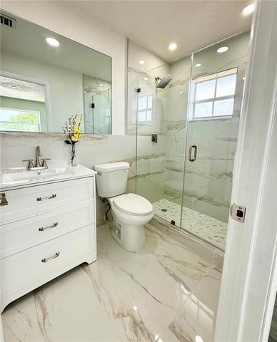 5609 SW 37th Street, West Park, FL 33023
