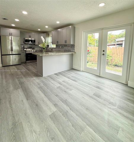 5609 SW 37th Street, West Park, FL 33023