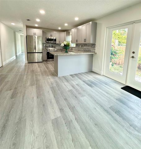 5609 SW 37th Street, West Park, FL 33023