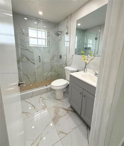 5609 SW 37th Street, West Park, FL 33023