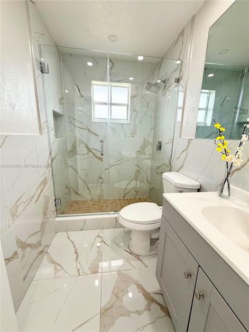 5609 SW 37th Street, West Park, FL 33023