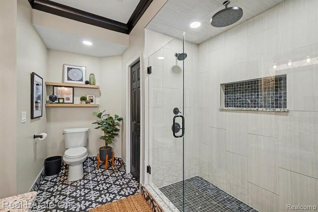 686 W Bluff Court 23, Rochester Hills, MI 48307