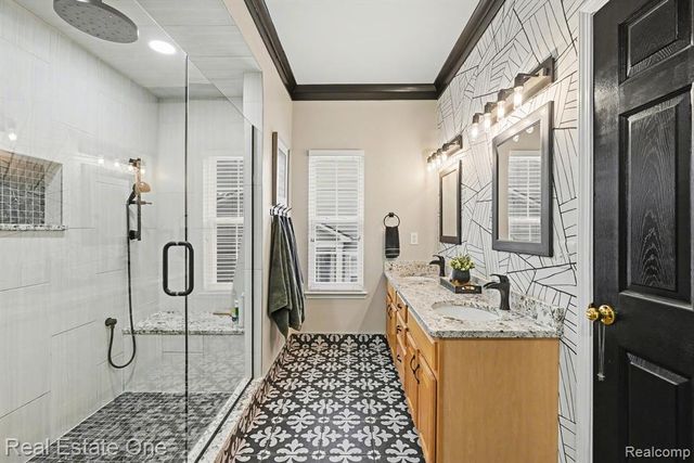 686 W Bluff Court 23, Rochester Hills, MI 48307