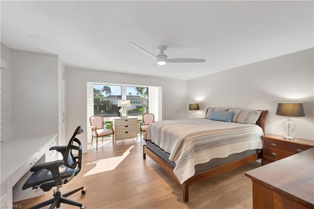 2258 Gulf Shore BLVD N # O1, Naples, FL 34102