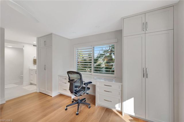 2258 Gulf Shore BLVD N # O1, Naples, FL 34102