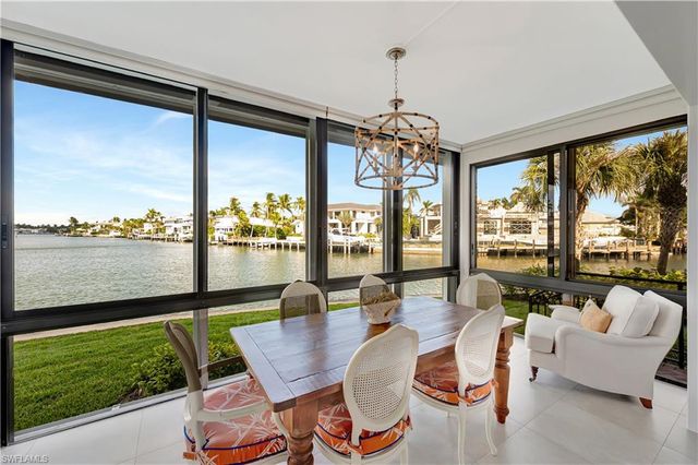 2258 Gulf Shore BLVD N # O1, Naples, FL 34102