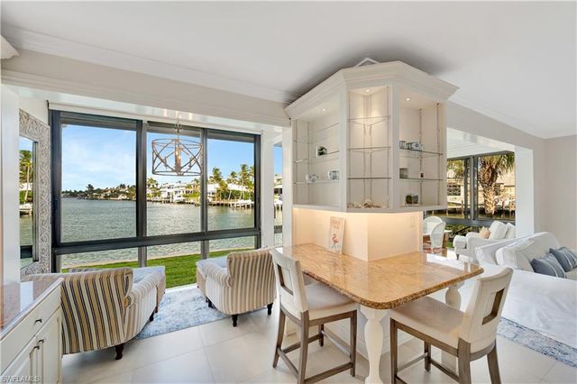 2258 Gulf Shore BLVD N # O1, Naples, FL 34102