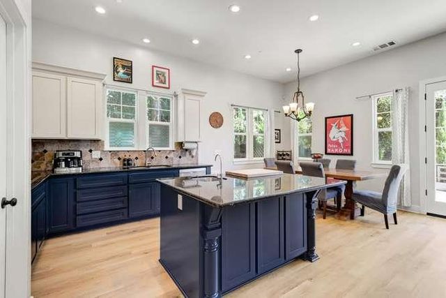 3063 Donner Way, Sacramento, CA 95817