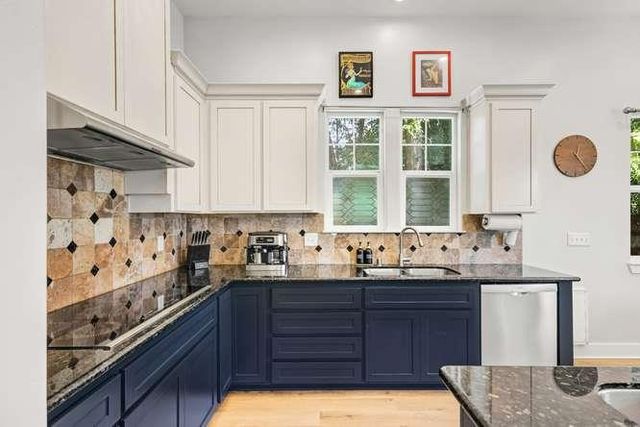 3063 Donner Way, Sacramento, CA 95817