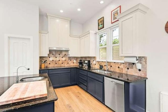 3063 Donner Way, Sacramento, CA 95817
