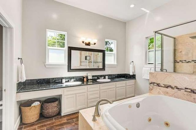 3063 Donner Way, Sacramento, CA 95817