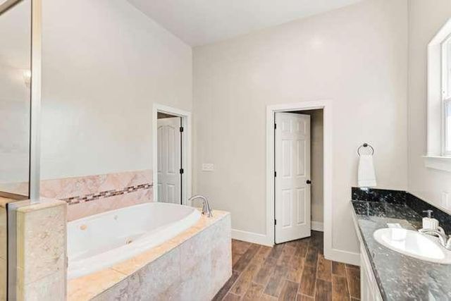 3063 Donner Way, Sacramento, CA 95817