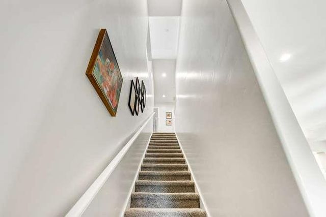 3063 Donner Way, Sacramento, CA 95817